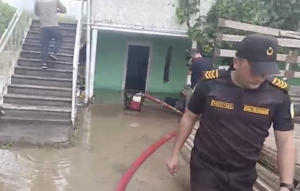 FHN: Zaqatala, Balakən və Ağstafada su dolmuş yerlərdən suyun çəkilərək kənarlaşdırılması işləri davam etdirilir VİDEO