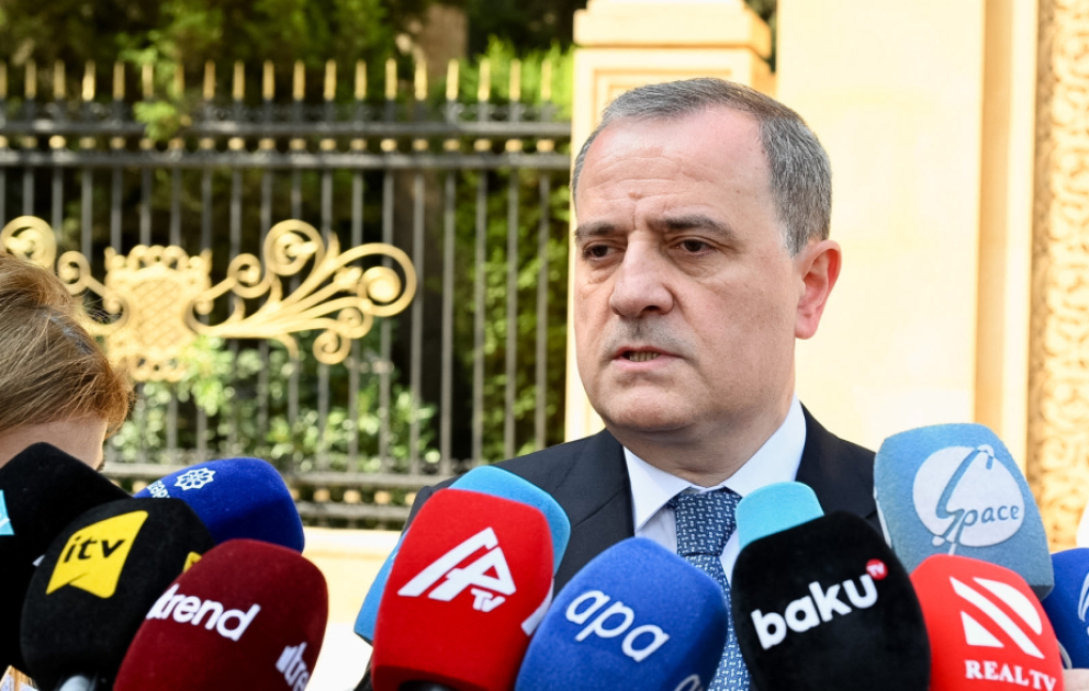 Ceyhun Bayramov: Delimitasiya prosesi çərçivəsində eksklav kəndlər məsələsi də həllini tapacaq VİDEO