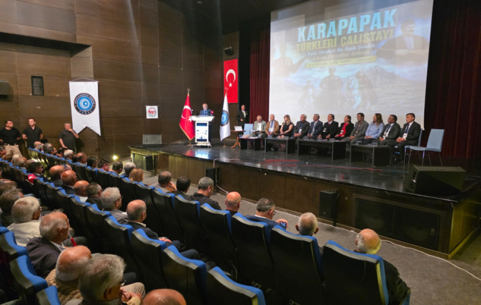 Türkiyənin Qars şəhərində qarapapaq türklərinin irsi müzakirə olunub VİDEO