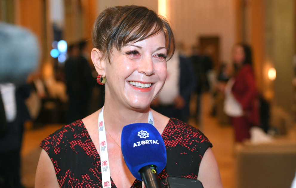 Karen Sutherland: Prezident İlham Əliyevin hər kəsi dostluğa səsləməsi diqqətəlayiq məqamdır VİDEO