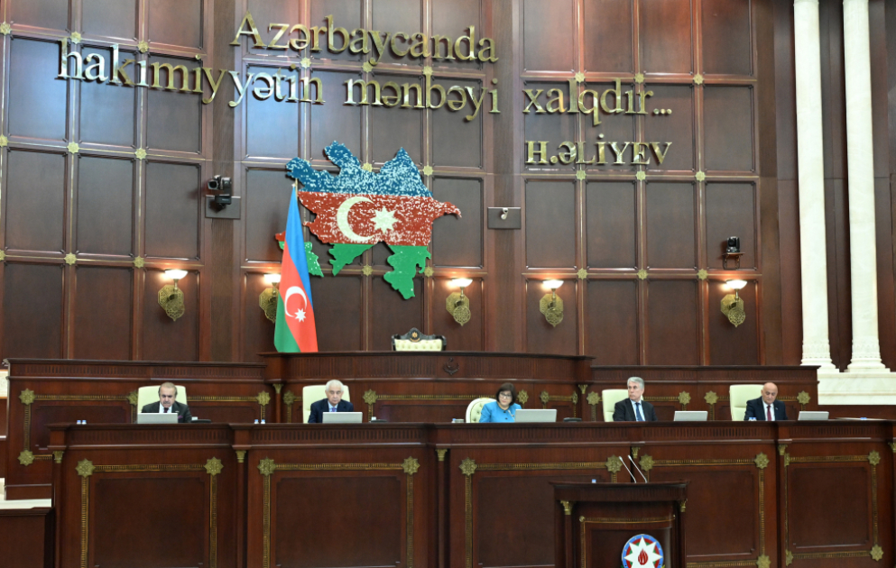Milli Məclisin növbəti plenar iclası keçirilib, 22 məsələ müzakirə olunub YENİLƏNİB VİDEO
