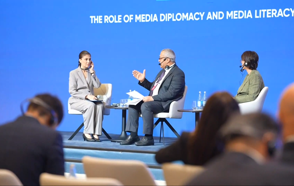 Şuşa Forumunda etimadın bərpasında media diplomatiyası və media savadlılığının rolu müzakirə olunub VİDEO