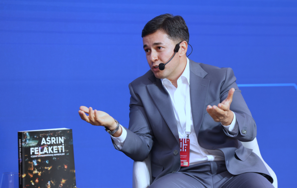 Rüfət Həmzəyev: Media yaddaşın necə qorunacağını və gələcək nəsillərə necə ötürüləcəyini də düşünməlidir VİDEO
