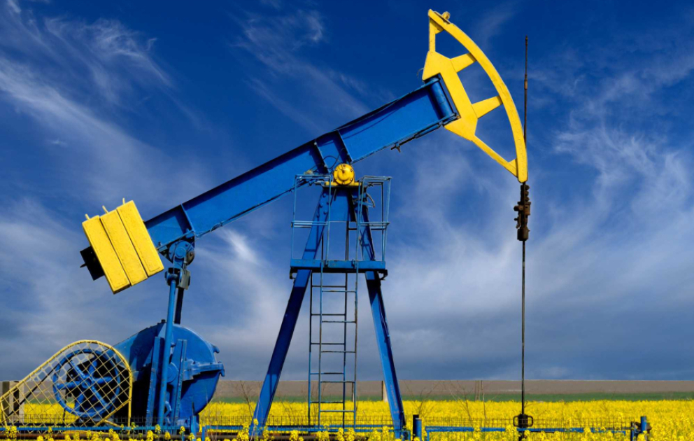 Les cours du pétrole terminent en hausse sur les bourses mondiales VİDEO