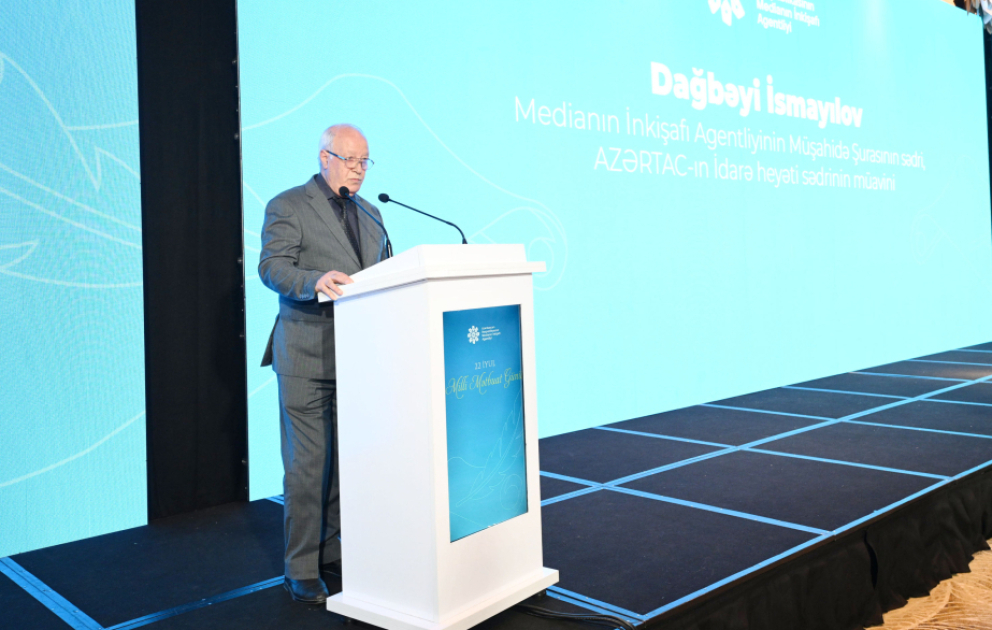 Dağbəyi İsmayılov: Milli mətbuatımız qlobal informasiya məkanına daha sıx inteqrasiya olunaraq müasir media mühitinin ayrılmaz tərkib hissəsinə çevrilib VİDEO