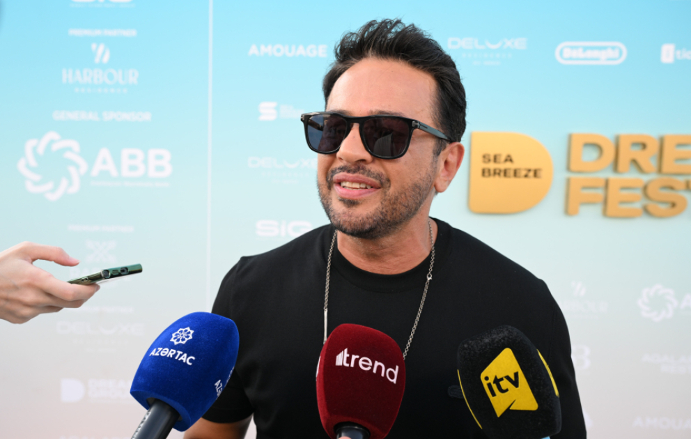 Emre Altuğ: “Dream Fest”də Roza Zərgərli ilə eyni səhnəni bölüşəcəyik VİDEO