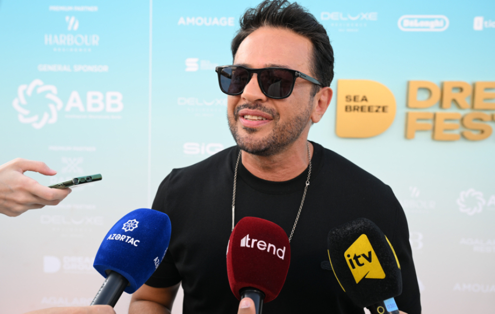 Эмре Алтуг анонсировал совместное исполнение на DREAM FEST новой песни с Розой Зергерли ВИДЕО