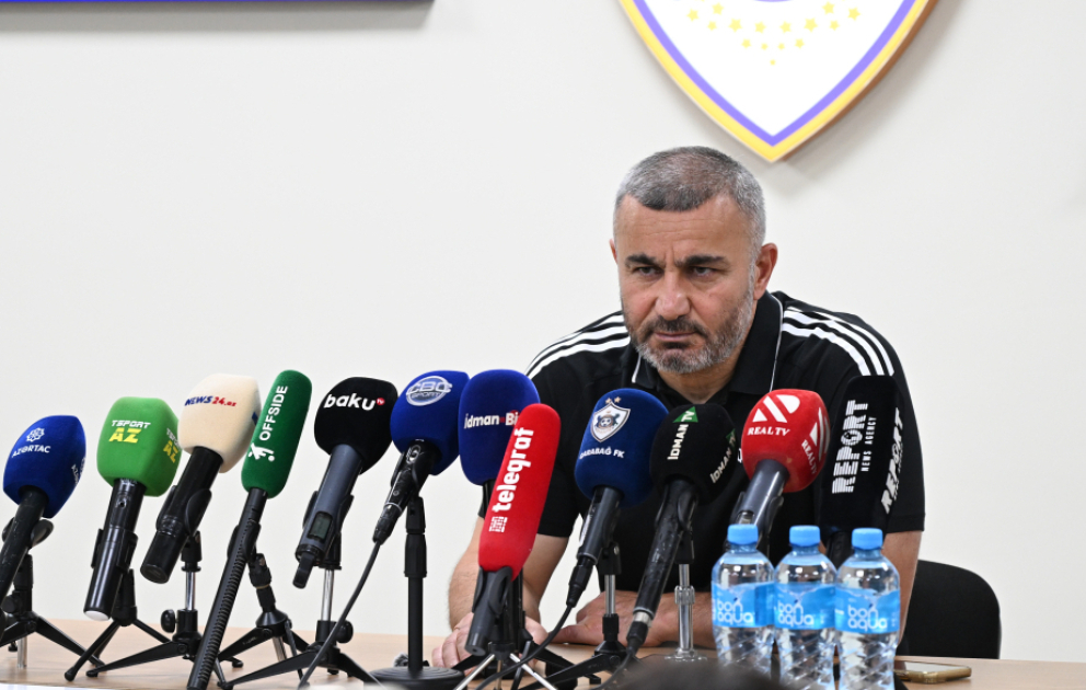 Qurban Qurbanov: “Dinamo” ilə oyuna yaxşı nəticə üçün yollanırıq VİDEO