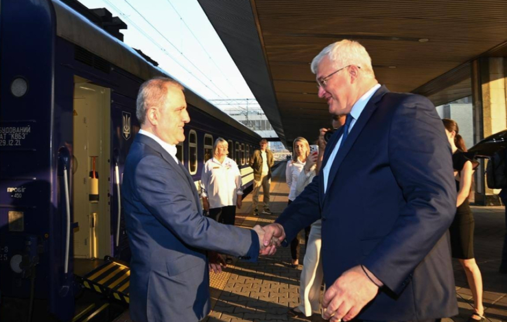Le chef de la diplomatie azerbaïdjanaise entame une visite officielle en Ukraine VIDEO
