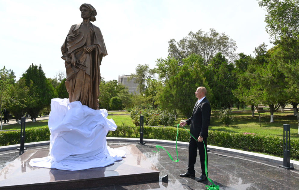 Monument to architect Ajami Nakhchivani unveiled at “Ajami Seyrangahi” recreation complex in Nakhchivan VIDEO