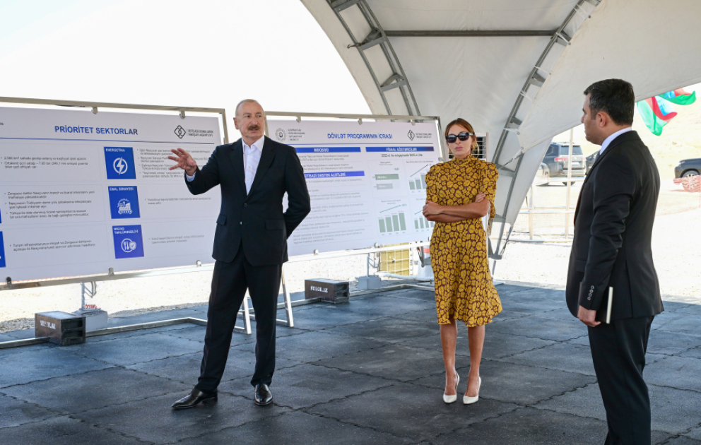 Präsident Ilham Aliyev legt Grundstein für den Industriepark Nachtschiwan VIDEO