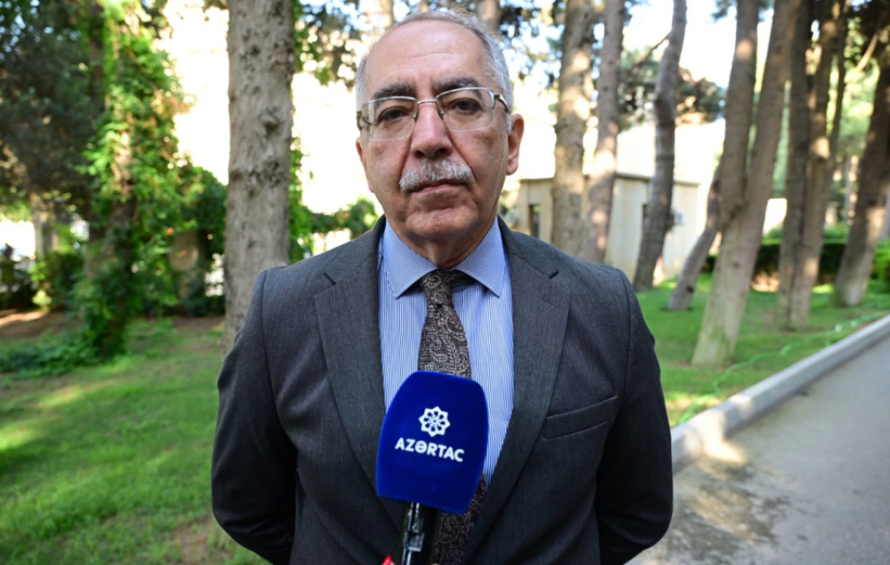 Cahangir Səlimxanov: Müslüm Maqomayevin sənəti zamanın fövqündə dayanır VİDEO