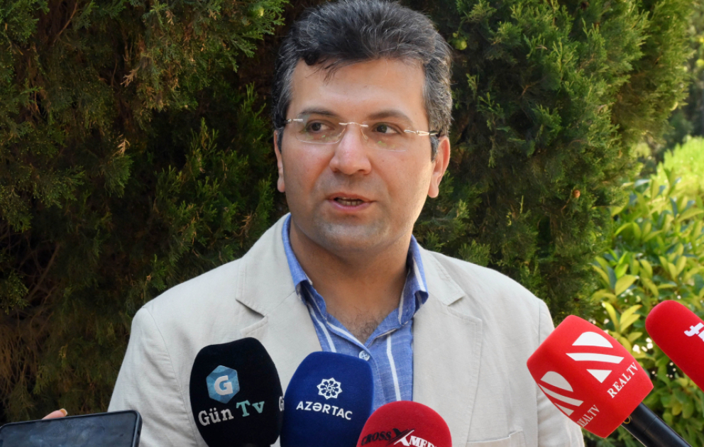 Əyyub Quliyev: Maestronun əlyazmaları bu gün də evimizdə qorunub saxlanılır VİDEO