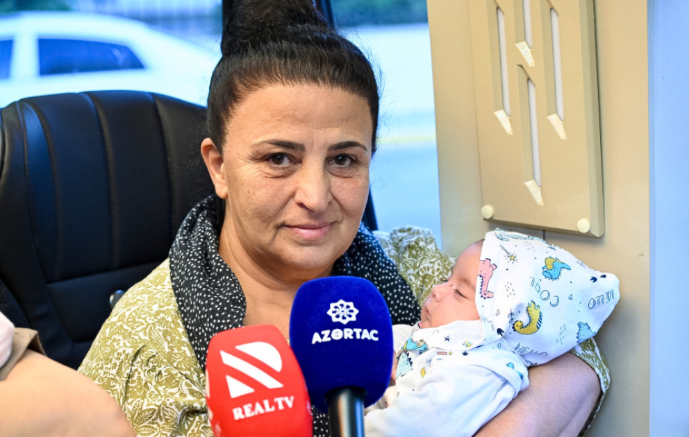 Keçmiş məcburi köçkün: Xocalıdan kədərlə çıxmışdıq, indi isə böyük sevinclə qayıdırıq VİDEO