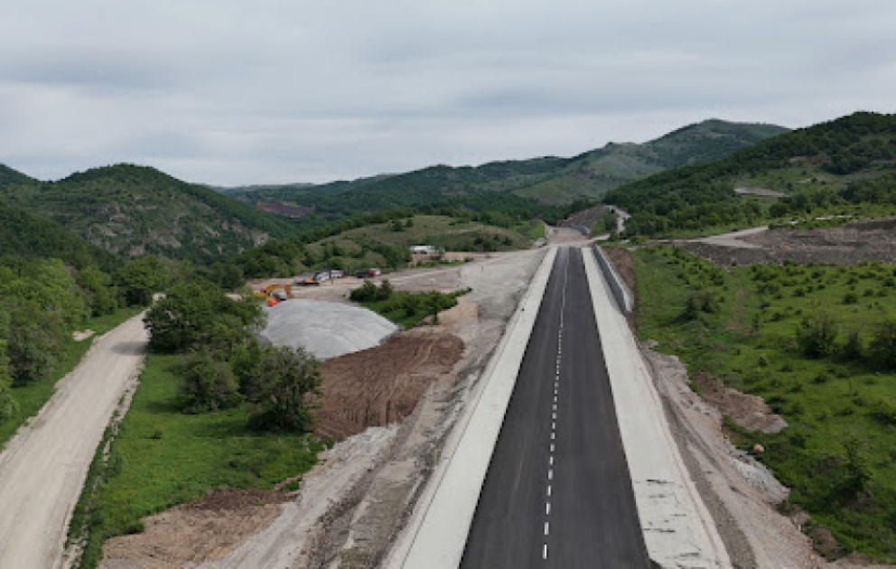 Dağları yaran Kəlbəcər-Laçın yolunun yarıdan çoxu hazırdır VİDEO