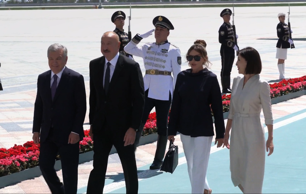 Le président Ilham Aliyev entame une visite d'État en Ouzbékistan VIDEO