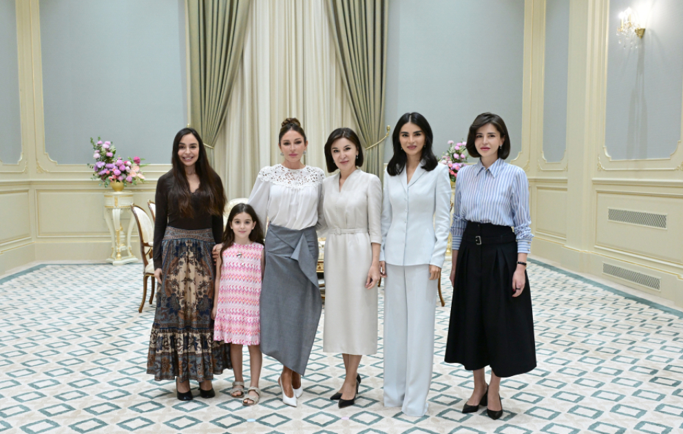 Tachkent : les premières dames d'Azerbaïdjan et d'Ouzbékistan s’entretiennent en tête à tête autour d'un thé VIDEO