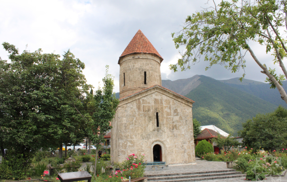 Tarix, təbiət və ləziz mətbəx - yerli və xarici turistlərin üz tutduğu Kiş kəndi  REPORTAJ  VİDEO