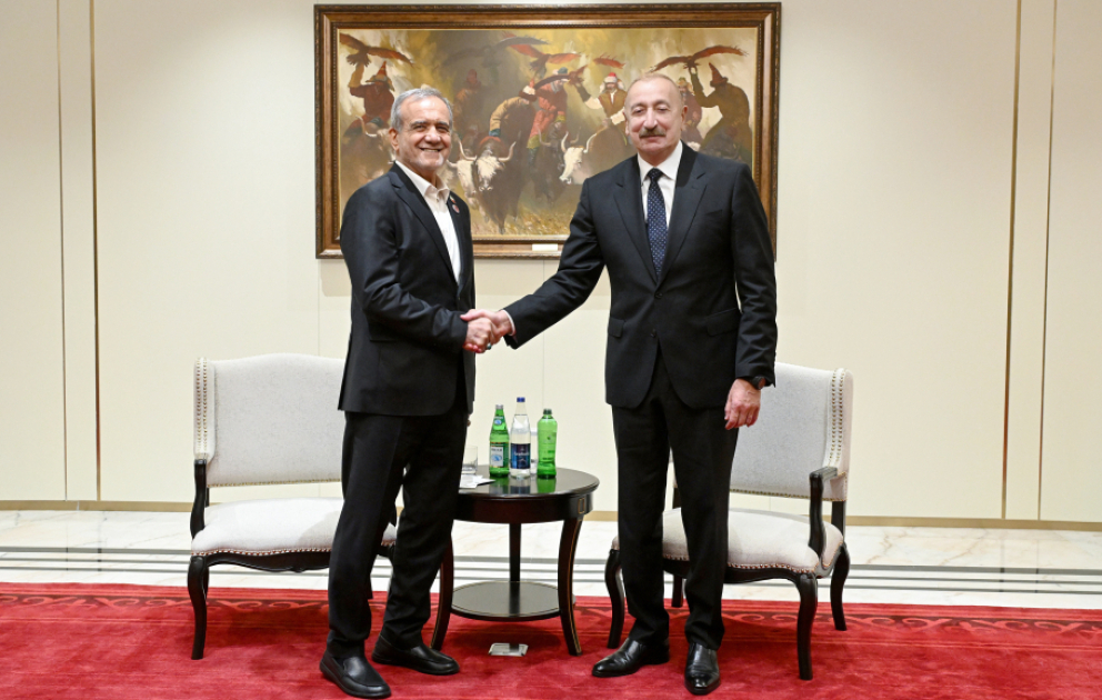 Presidents of Azerbaijan and Iran met in Bishkek VIDEO