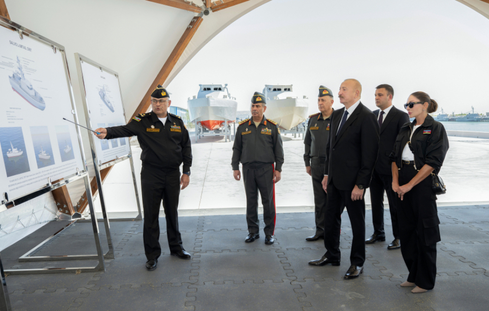 In sozialen Netzwerken des Präsidenten Video über Besuch des Staatsoberhauptes in Seestreitkräften veröffentlicht VIDEO