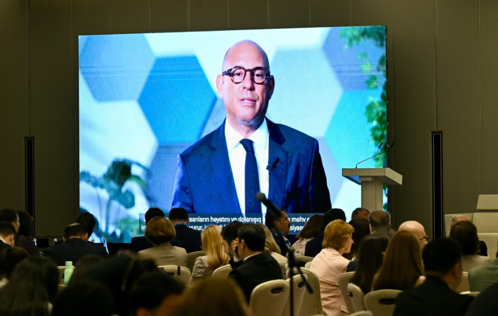 Saymon Stil: COP29 çərçivəsində Azərbaycan iqlim maliyyələşdirilməsi istiqamətində əhəmiyyətli irəliləyiş əldə etməyə kömək etdi VİDEO