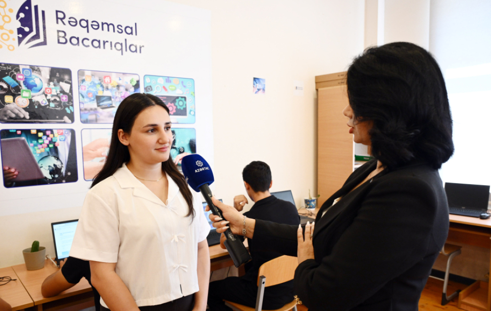 Aysel Ramazanova: Əgər uşaq oyun oynamağı sevirsə, niyə o, sadə oyunlar yaratmasın? VİDEO