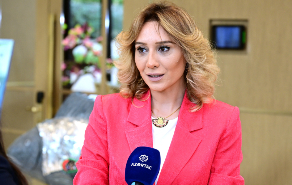 Jalə Ələkbərzadə: Dayanıqlı moda ətraf mühitə və təbiətə yeni baxışımızdır VİDEO