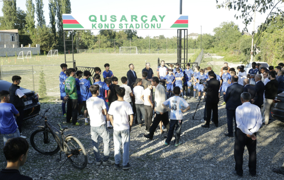 Xaçmazın Qusarçay kəndində yeni futbol meydançası istifadəyə verilib VİDEO