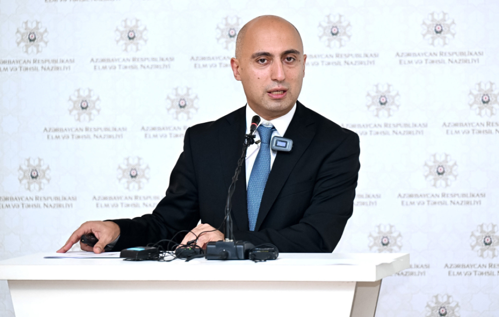 Yeni tədris ili başlamazdan əvvəl 7 milyondan çox dərslik çap olunaraq məktəblərə çatdırılıb VİDEO