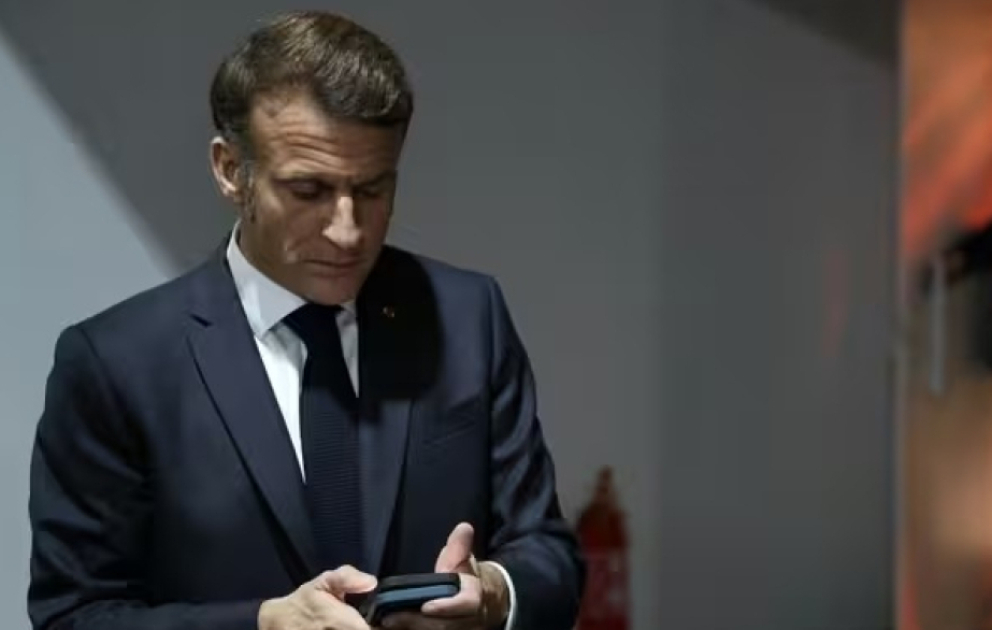 Fransada uşaqların sosial şəbəkələrə girişinin qadağan edilməsi ilə bağlı yeni qanun layihəsi hazırlanıb VİDEO