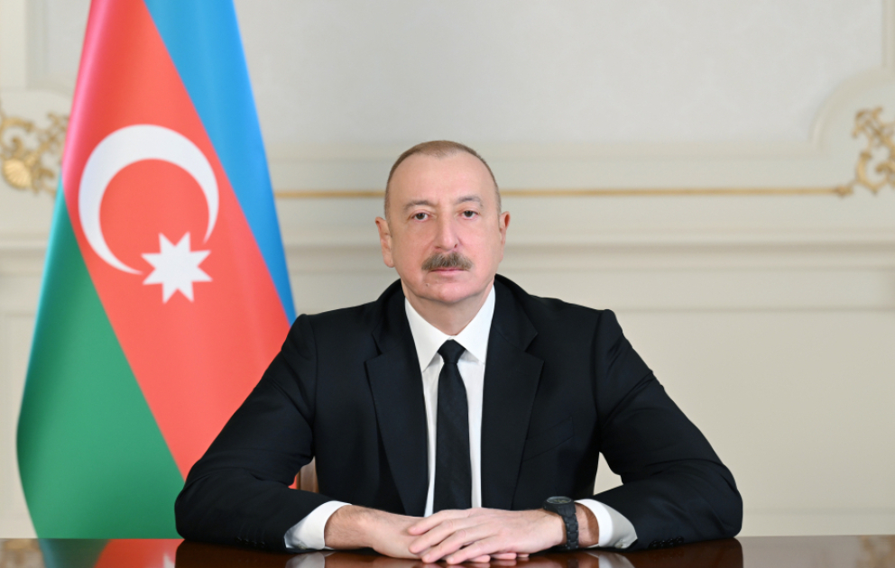 Auf Social-Media-Konten von Präsident Ilham Aliyev Video von Treffen mit Teilnehmern internationaler Konferenzen veröffentlicht VIDEO
