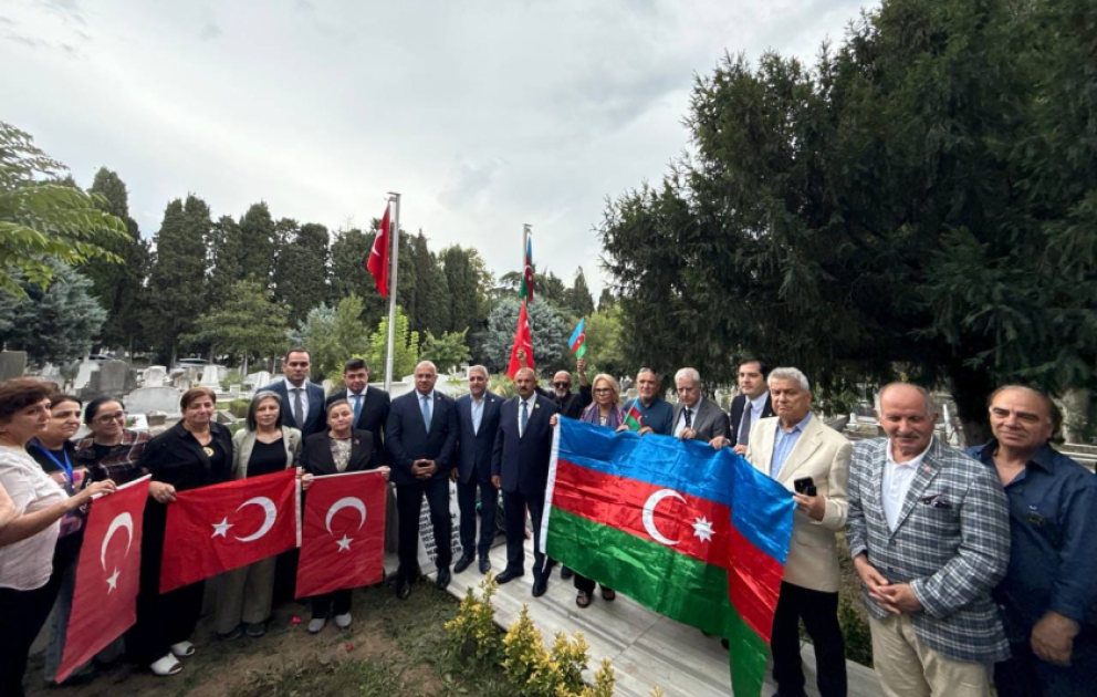 Qafqaz İslam Ordusunun komandanı İstanbulda yad edilib VİDEO