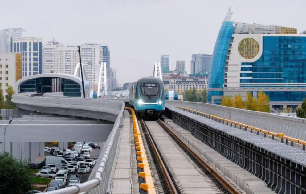 В столице Казахстана поезда Tarlan Astana курсируют без машинистов ВИДЕО