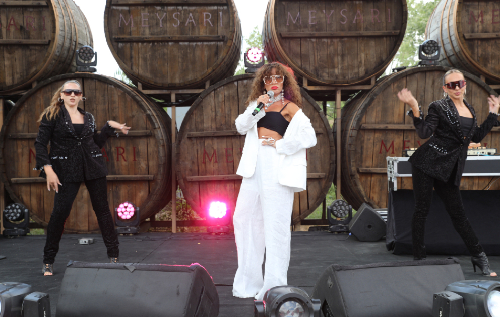 Üzüm və Şərab Festivalı möhtəşəm konsertlə başa çatıb  FOTOLAR  VİDEO