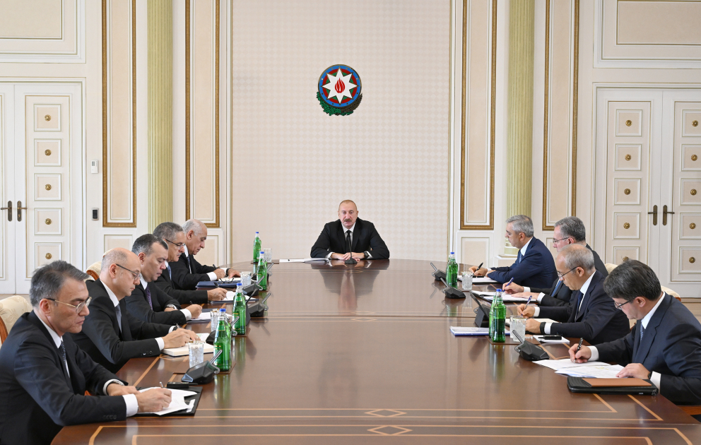 Prezident İlham Əliyevin sədrliyi ilə dağ-mədən və metallurgiya sənayesinin inkişafına dair Dövlət Proqramına həsr olunmuş müşavirə keçirilib YENİLƏNİB  VİDEO