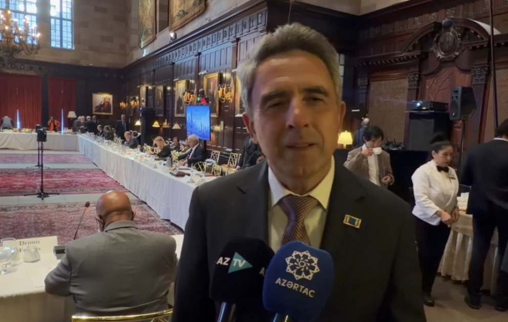 Rosen Plevneliyev: Nizami Gəncəvi Beynəlxalq Mərkəzi çoxsaylı böhranlarla bağlı həll yolları ortaya qoyur VİDEO