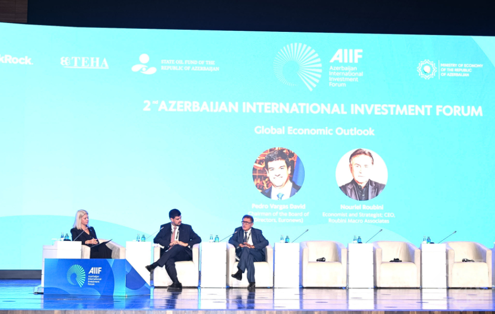 Azərbaycan Beynəlxalq İnvestisiya Forumunda qlobal iqtisadiyyatın gələcəyi müzakirə olunur VİDEO