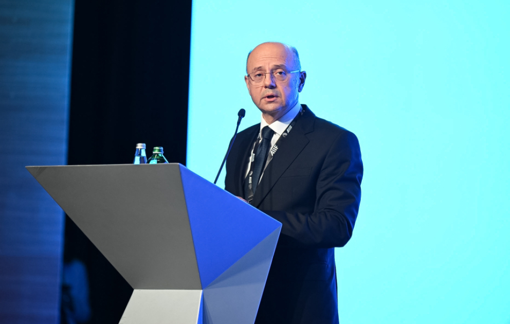 Pərviz Şahbazov: “Xəzər-Qara dəniz-Avropa Yaşıl Enerji Dəhlizi”nin 2032-ci ildən mərhələli istismarı hədəflənir VİDEO