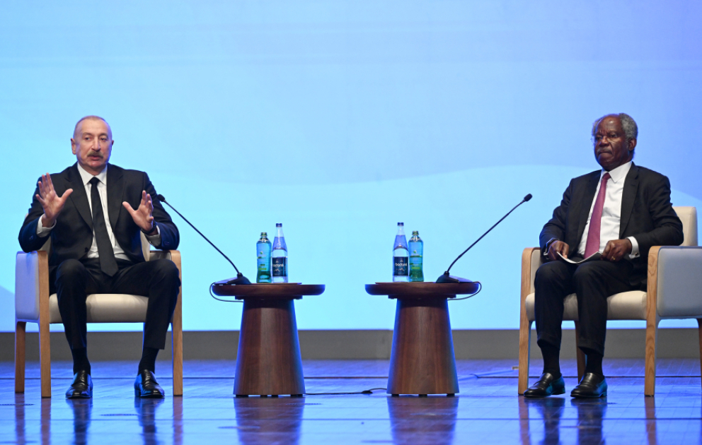 Prezident: Bəzi ənənəvi təchizat zəncirləri müəyyən risklərlə üzləşir VİDEO