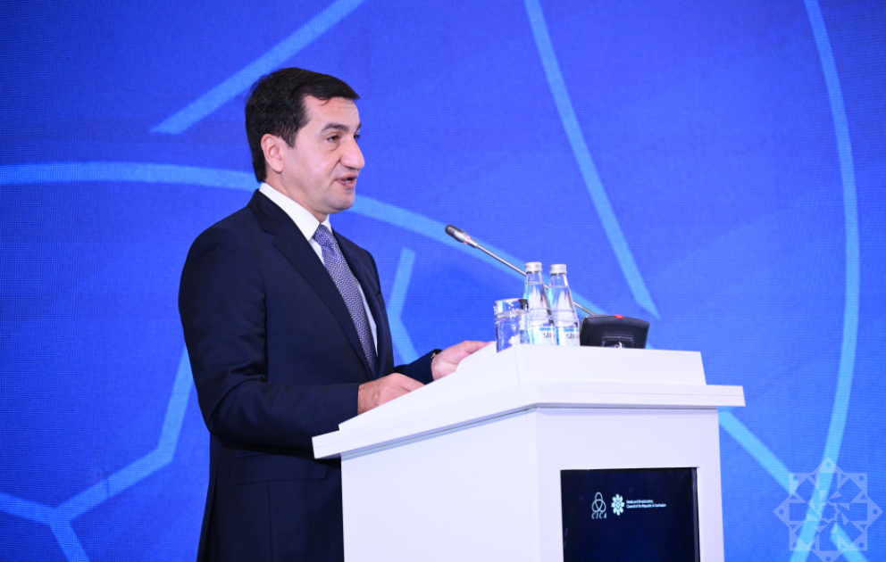 Bakıda “Qütbləşmiş dünyada media vasitəsilə etimadın qurulması” mövzusunda Media Forumu keçirilib YENİLƏNİB 3 VİDEO
