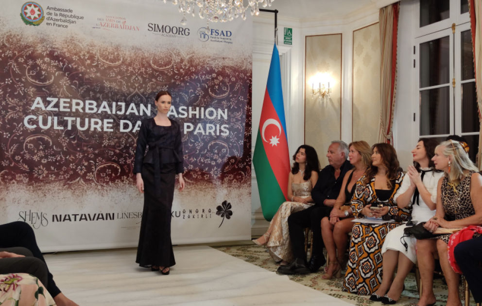 “Paris Fashion Week” həftəsində Azərbaycan modasının milli ruhu VİDEO