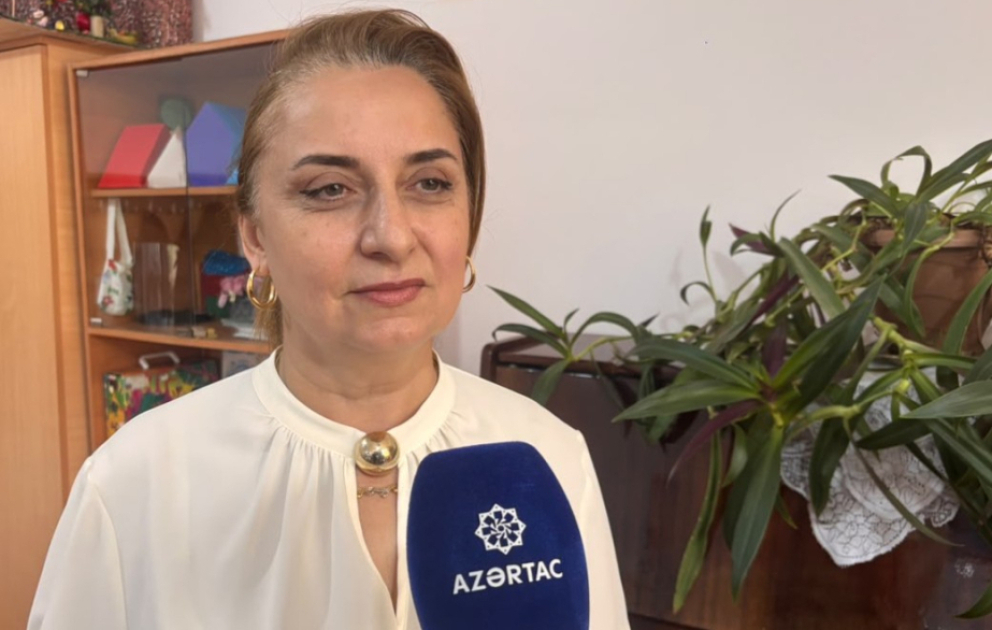 Rəqəmsal bacarıqlar şagirdlərin bilik səviyyəsinin yüksəldilməsinə kömək edir VİDEO