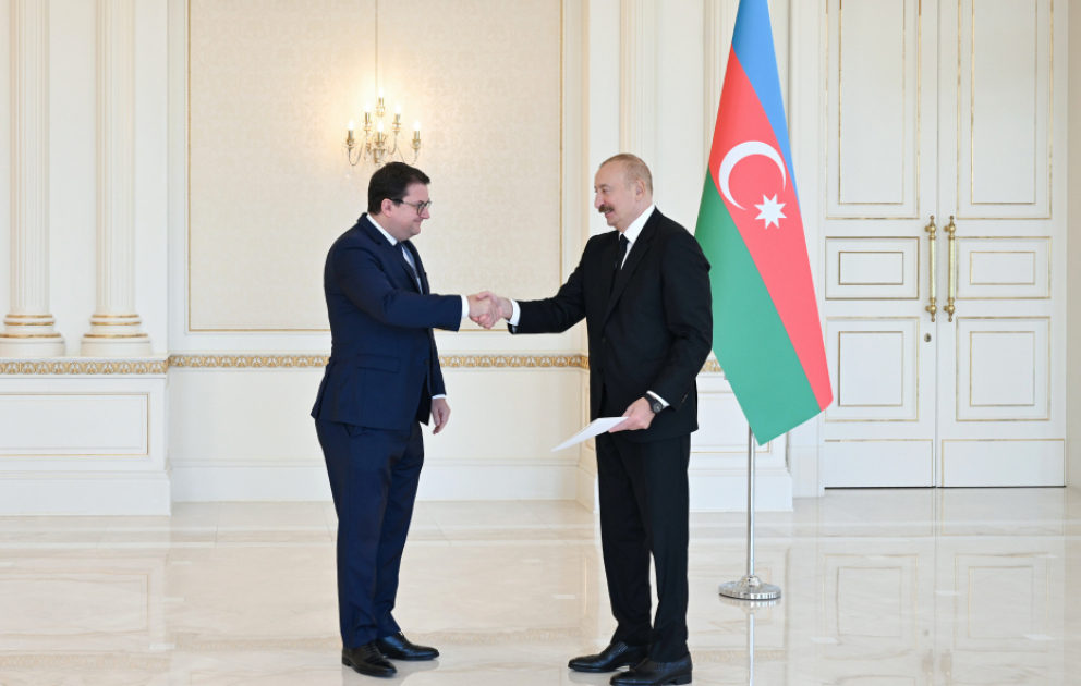 Президент Ильхам Алиев принял новоназначенного посла Австрии в Азербайджане ВИДЕО