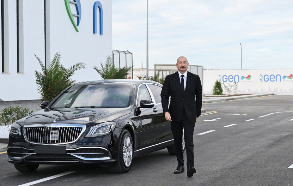 Präsident Ilham Aliyev weiht Pharmawerk im Industriepark Pirallahi ein VIDEO