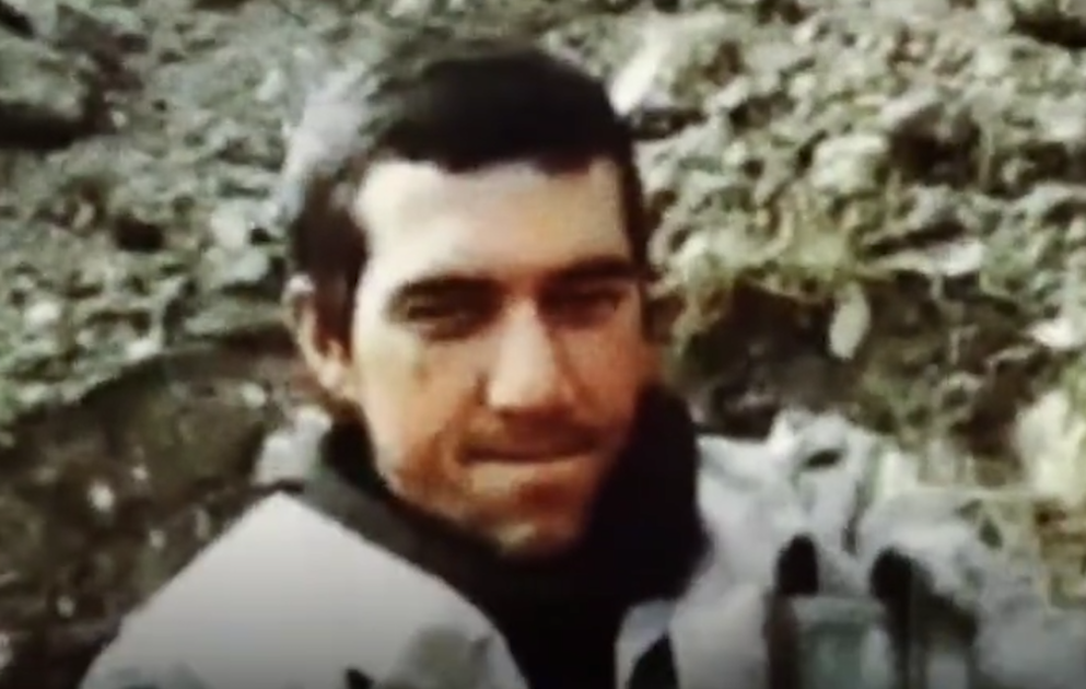 Vətən müharibəsində döyüş yoldaşlarına su gətirərkən şəhid olub... VİDEO