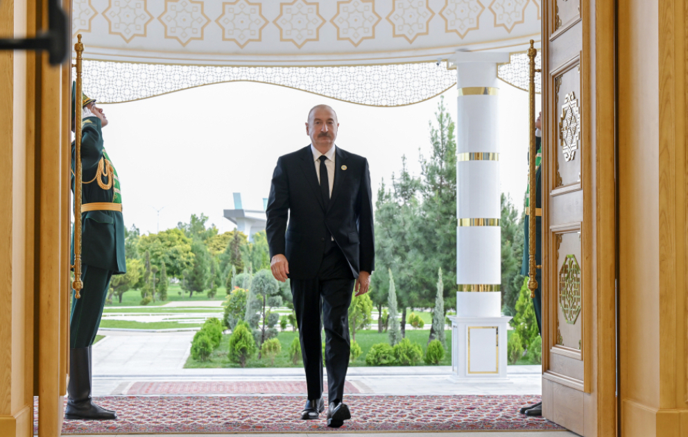 Turkmenbachi accueille la 8e réunion consultative des chefs d'État d'Azerbaïdjan et d'Asie centrale MIS A JOUR VIDEO