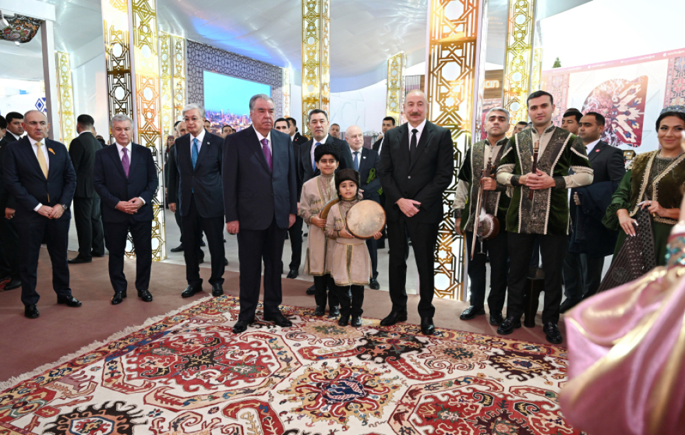 Prezident İlham Əliyev MDB Ölkələrinin Milli Kulinariya Festivalı ilə tanış olub, rəsmi qəbulda iştirak edib VİDEO