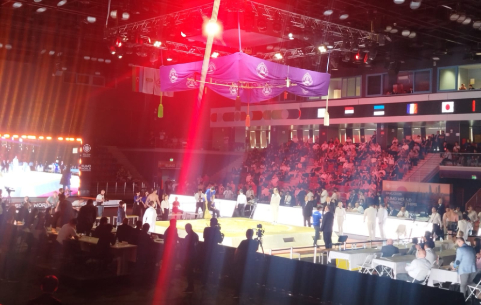 Azərbaycan sumoçusu Bakıda keçirilən dünya çempionatında qızıl medal qazanıb VİDEO