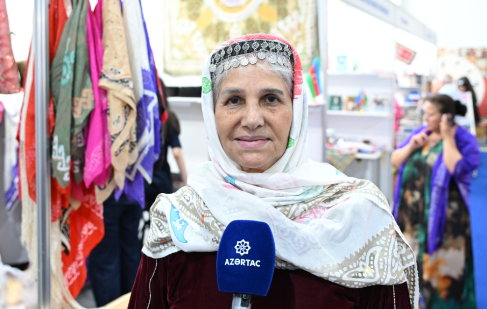 Kəlağayıya maraq və tələbat artır: Milli irsimiz gənclər tərəfindən sevilərək yaşadılır VİDEO