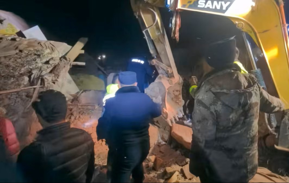 Число пострадавших в китайском Тибете после землетрясения возросло до 65 ВИДЕО